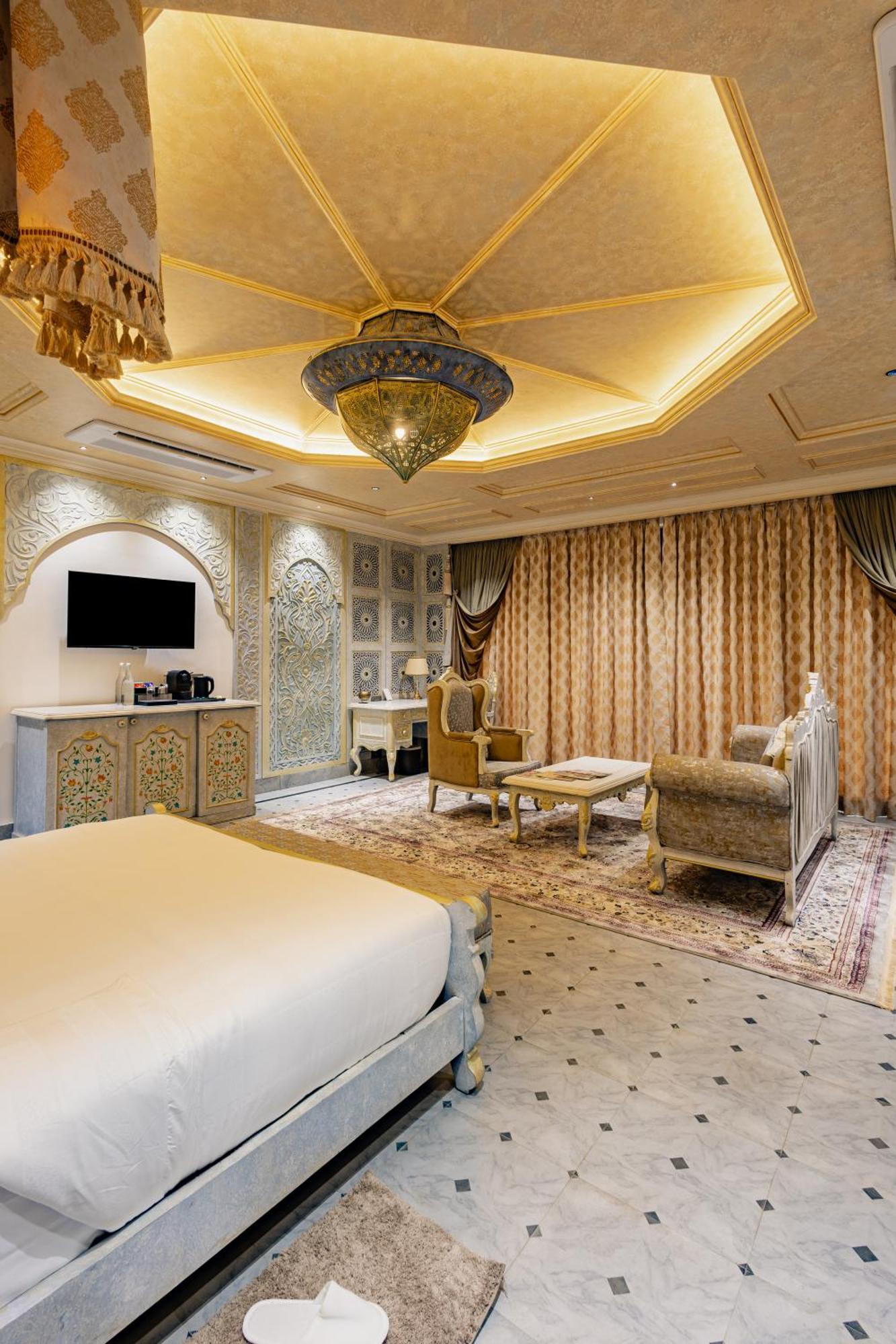 Shilp Wellness Resort And Spa Панвел Экстерьер фото